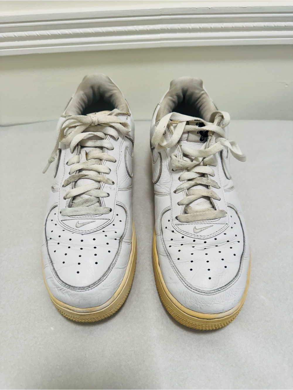 Nike Men's White Leather Sneakers with Tan Gum Outsole great price